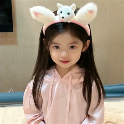 2025最火微信女生个性头像