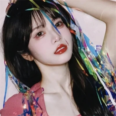 2025最火微信女生个性头像