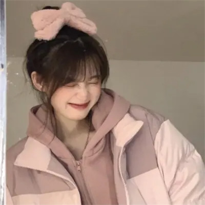 2025最火微信女生个性头像