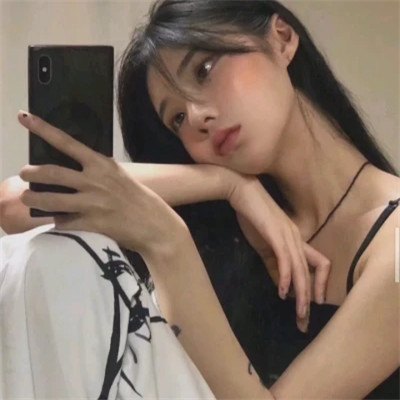 2025最火微信女生个性头像