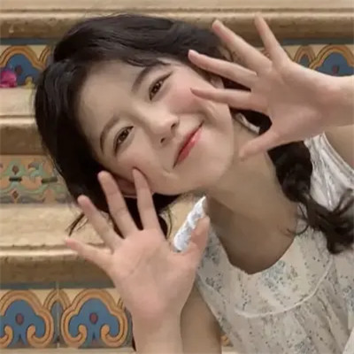 好看的头像2025女
