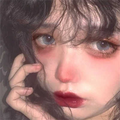 好看的头像2025女