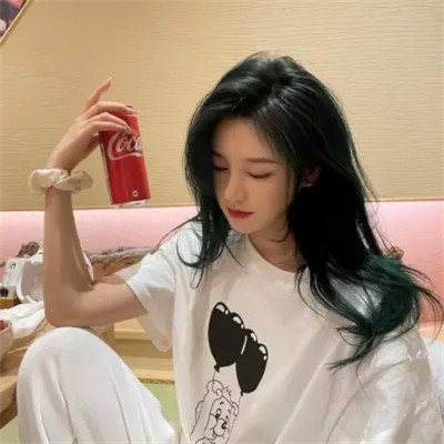 好看的头像2025女
