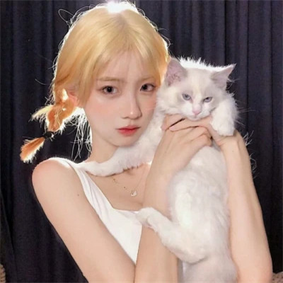 好看的头像2025女