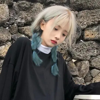 好看的头像2025女