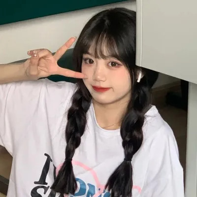 好看的头像2025女