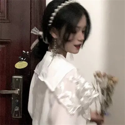好看的头像2025女
