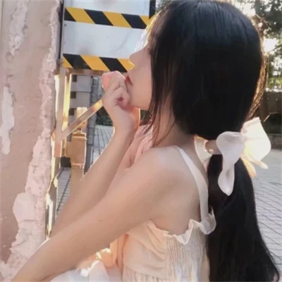 个性2025最新版的女生头像