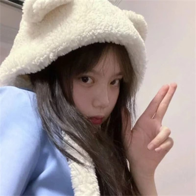 个性2025最新版的女生头像