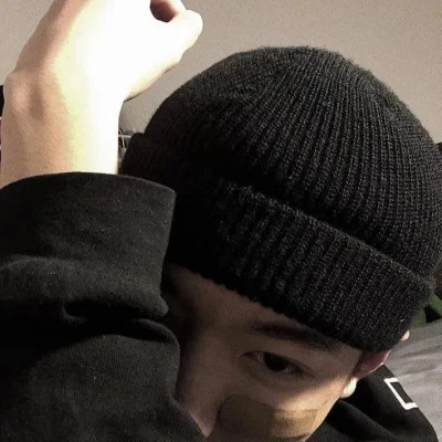 可盐可甜的男生头像图片真人