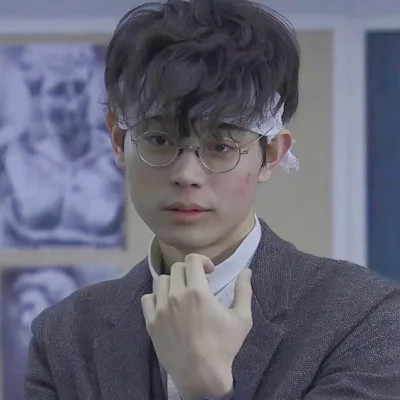 可盐可甜的男生头像图片真人