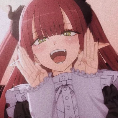 永不换的好看头像动漫女