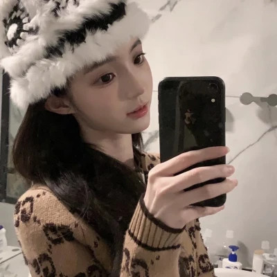 2025微信最火的头像女生真人