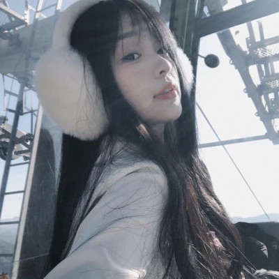 2025微信最火的头像女生真人