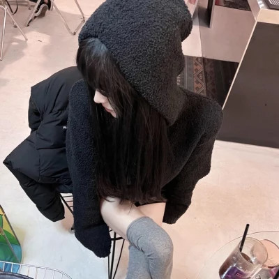 2025微信最火的头像女生真人