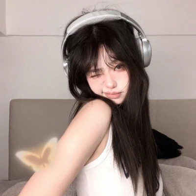 2025微信最火的头像女生真人