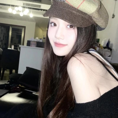 2025微信最火的头像女生真人