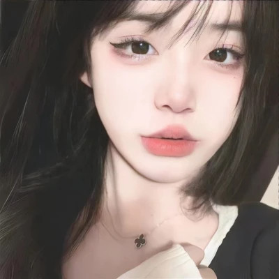 2025年最潮流的微信头像女