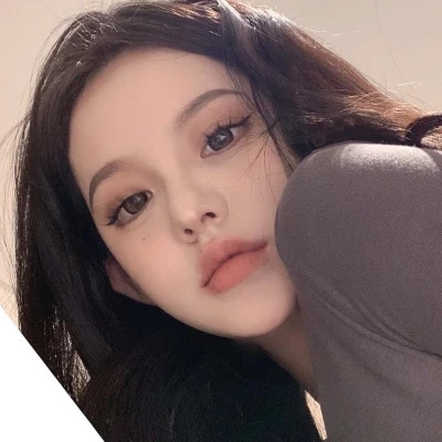 2025年最潮流的微信头像女