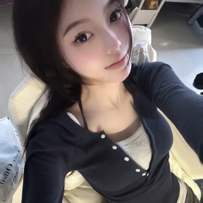 头像女2025新款图片简单个性