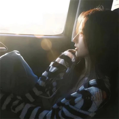 头像女2025新款图片简单个性