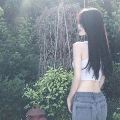 头像女2025新款图片简单个性