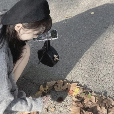 头像女2025新款图片简单个性