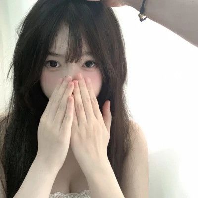 头像女2025新款图片简单个性