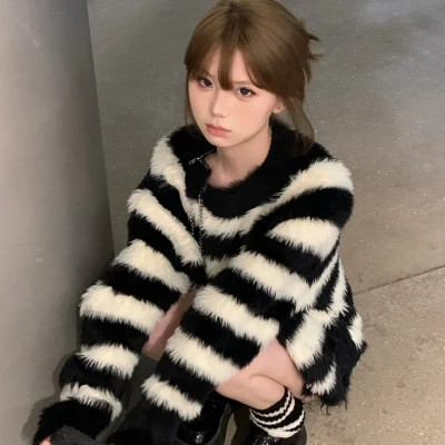 头像女2025新款图片简单个性