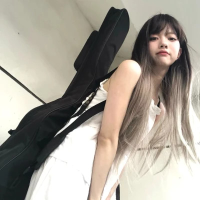 头像女2025新款图片简单个性