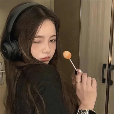 头像女2025新款图片简单个性