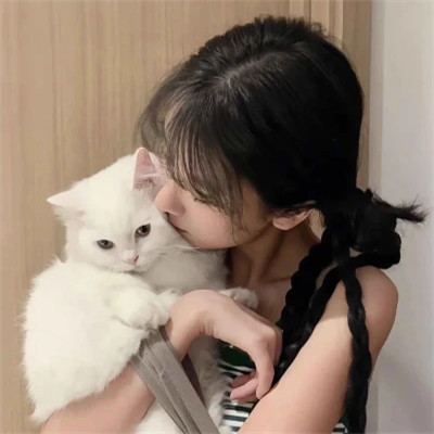 头像女2025新款图片简单个性