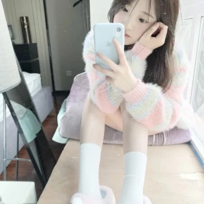 头像女2025新款图片简单个性