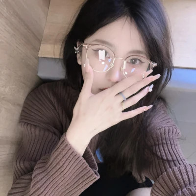2025年个性头像女