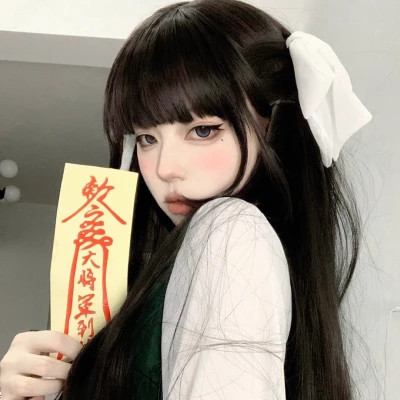 2025新款好看的女生头像
