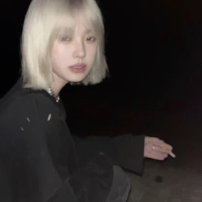 2025新款好看的女生头像