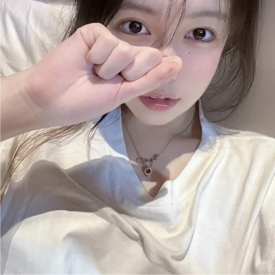 2025新款好看的女生头像