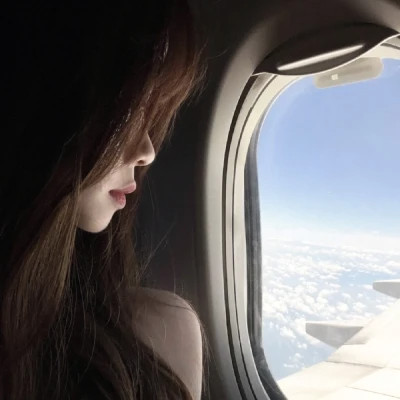2025新款好看的女生头像