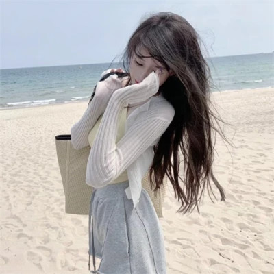 2025新款好看的女生头像