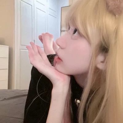 2025新款好看的女生头像