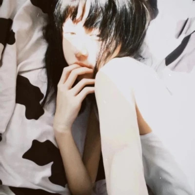2025新款好看的女生头像