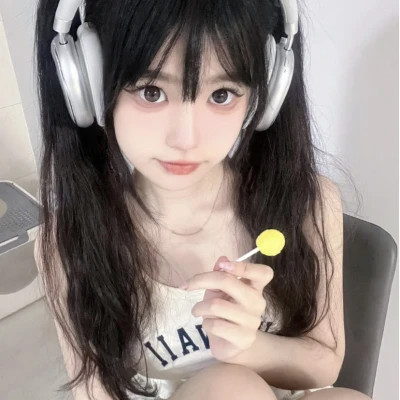 2025新款好看的女生头像