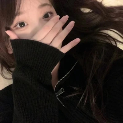 2025新款好看的女生头像