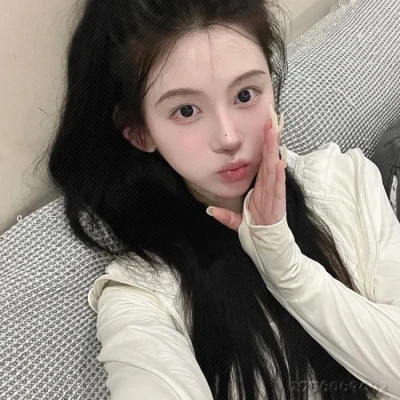 2025新款好看的女生头像