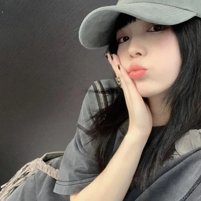 2025年好看头像女