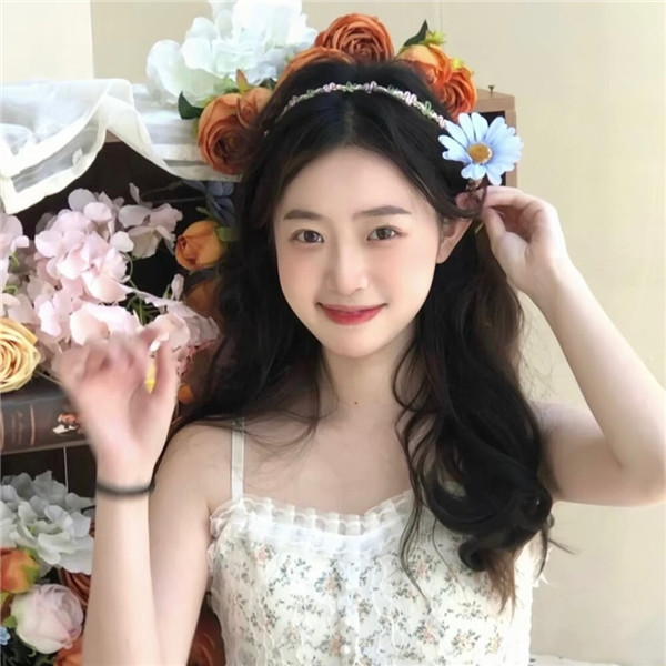 女生唯美浪漫而不烂俗的高级头像