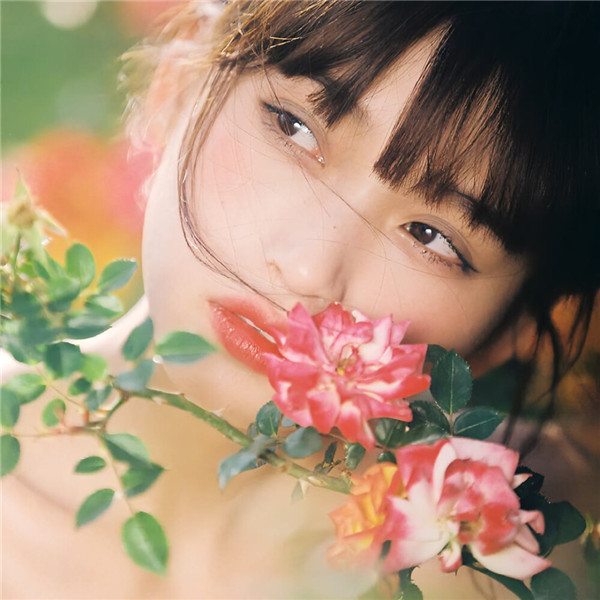 女生唯美浪漫而不烂俗的高级头像