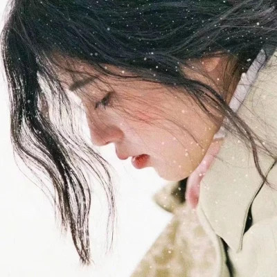 2025第一眼就吸引人的女生头像
