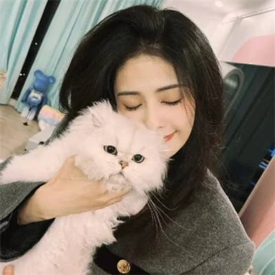2025第一眼就吸引人的女生头像