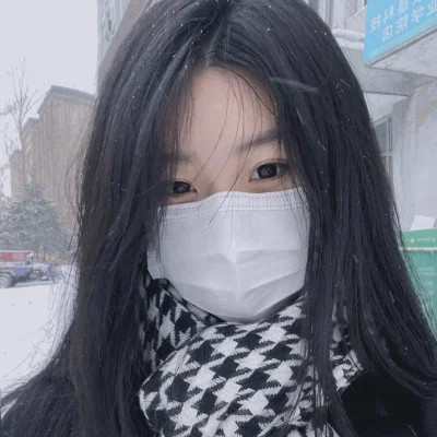 2025第一眼就吸引人的女生头像